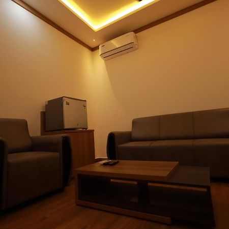 Hydepark Regency Hotel Palakkad Eksteriør billede